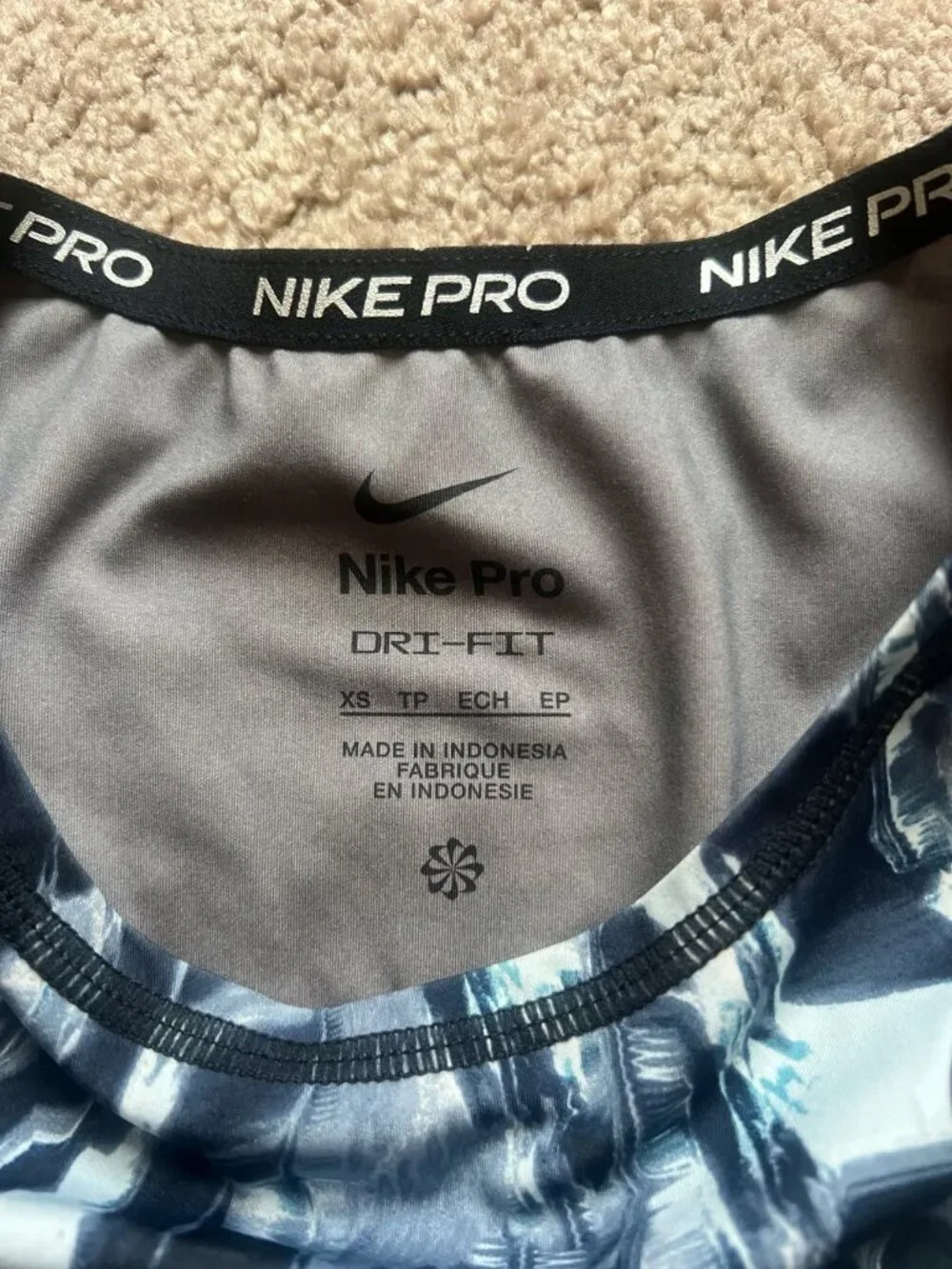 Nike Pro Women’s Dri-FIT All-Over Print Tank‎ Top Size XS